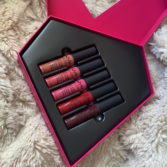 NYX Soft Matte Lip Vault Box Set - Picture 3 of 3